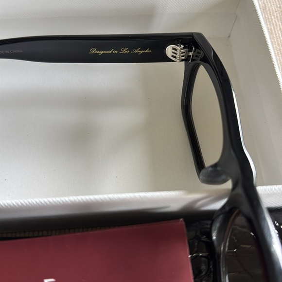 SLOANE CLEAR Glasses - Picture 6 of 7